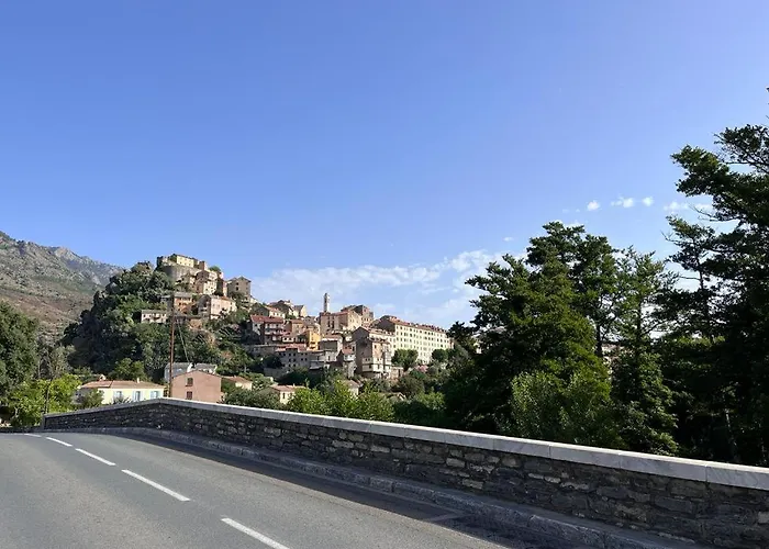 Joli F2 Centre De * קורטה